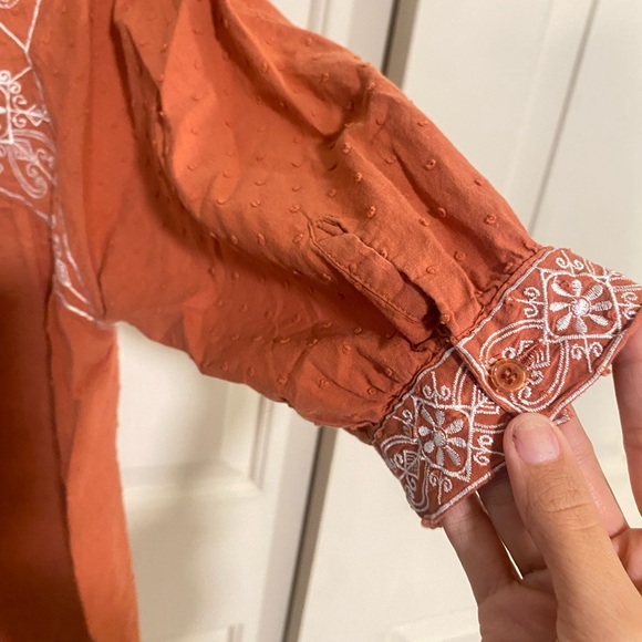 anthropologie Gentle Folk Embroidered Blouse • 10 Medium - Picture 6 of 6